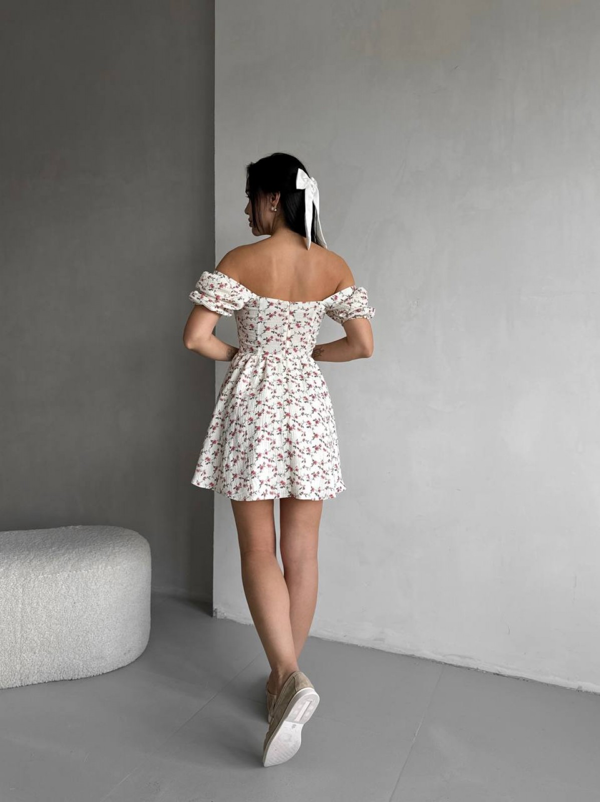 Жіноча сукня міні з мусліну принт рожева квітка р.42 459489