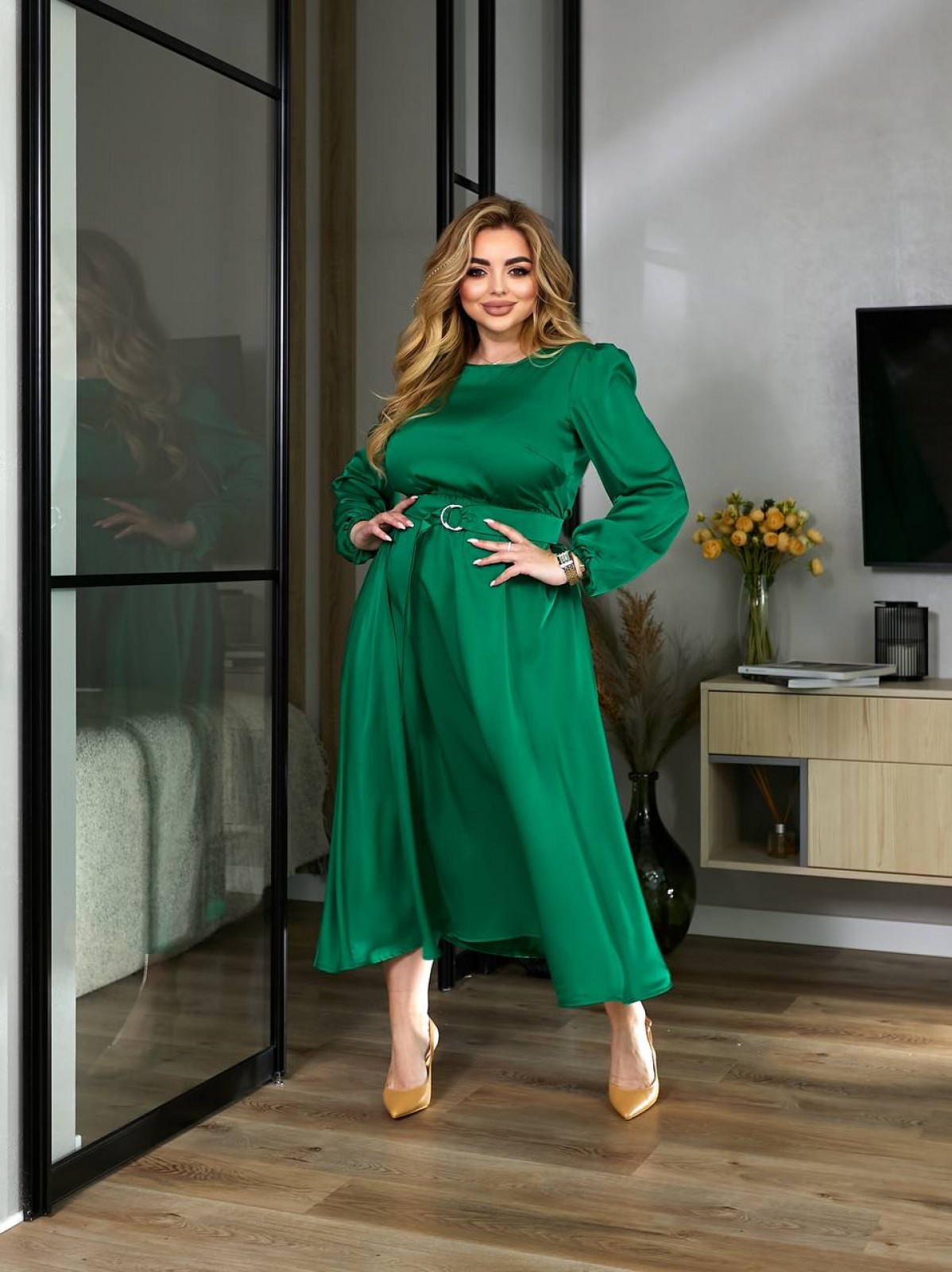 Жіноча сукня міді з шовку колір зелений р.46/48 459117