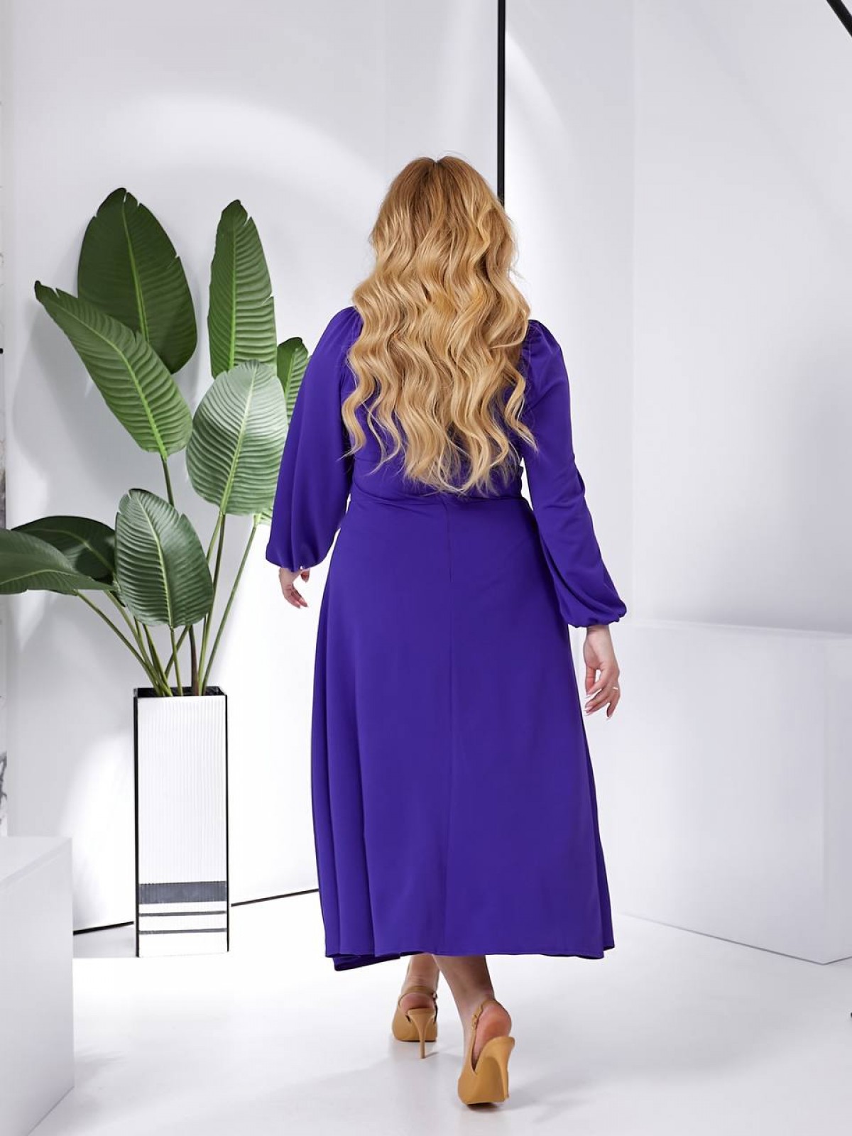 Жіноча сукня міді із креп-дайвінгу колір фіолет р.64/66 453759