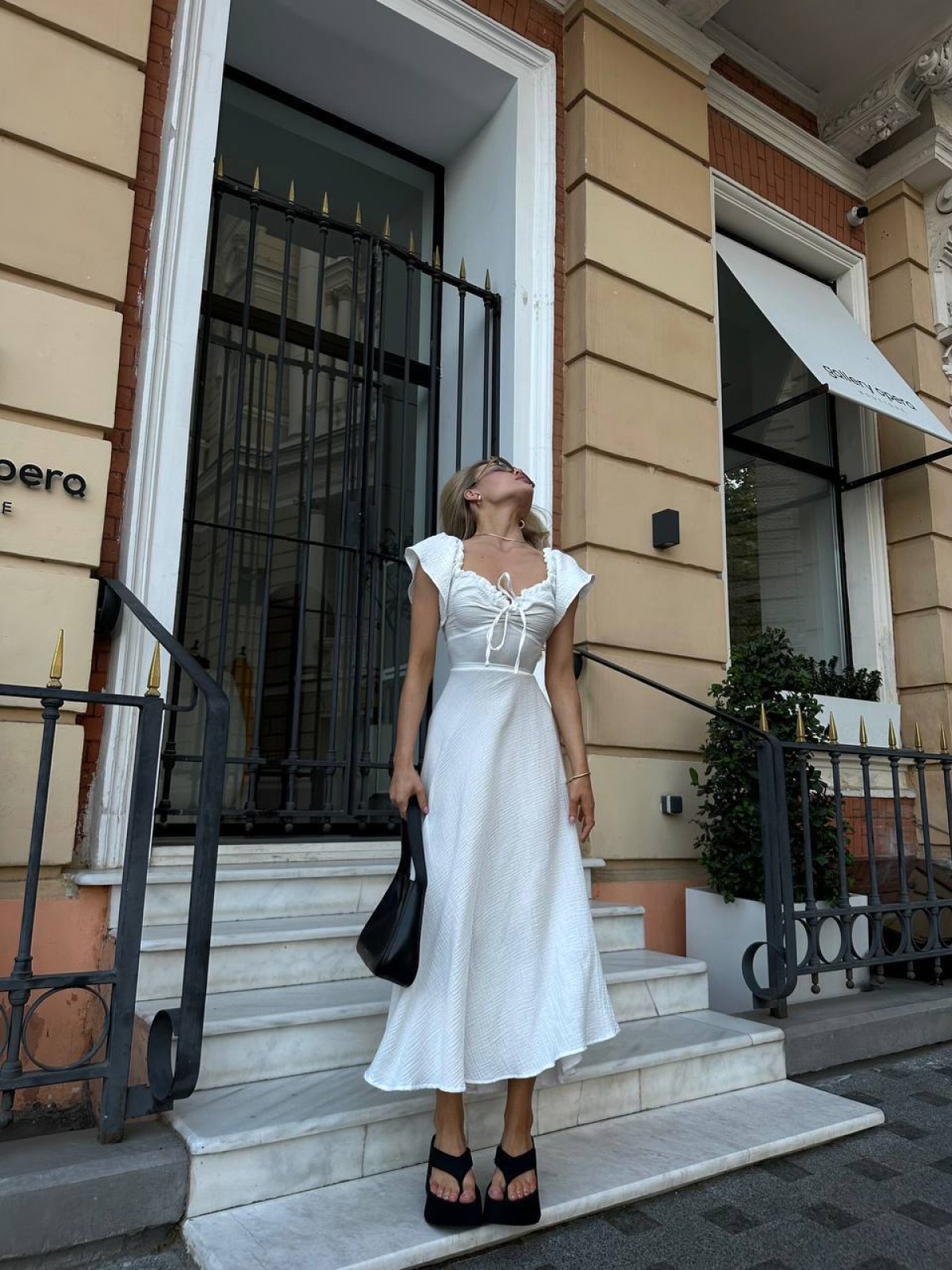 Жіноча бавовняна сукня колір білий р.42/46 450383