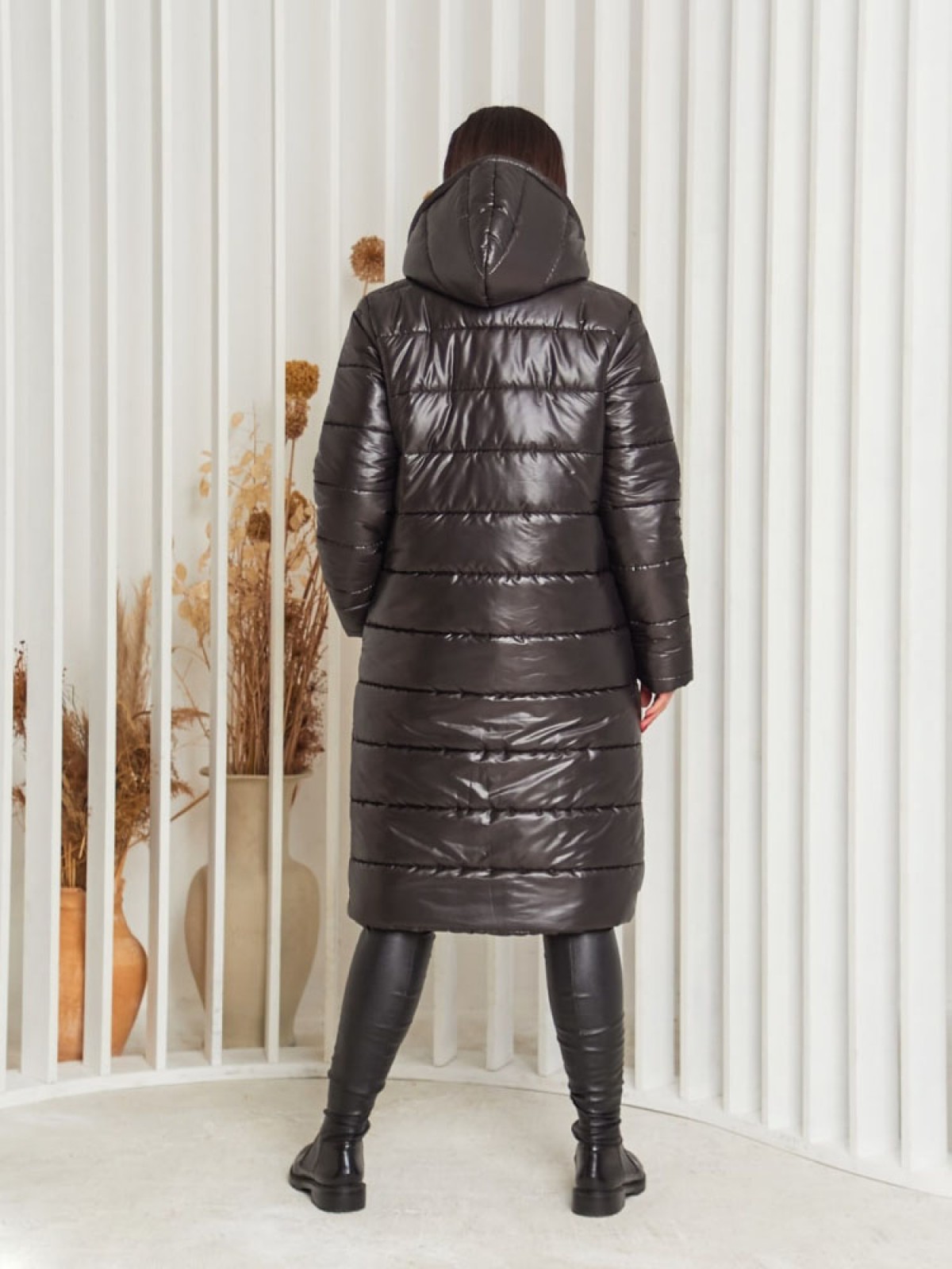 Жіноче зимове пальто чорного кольору розмір р. 50/52 323433